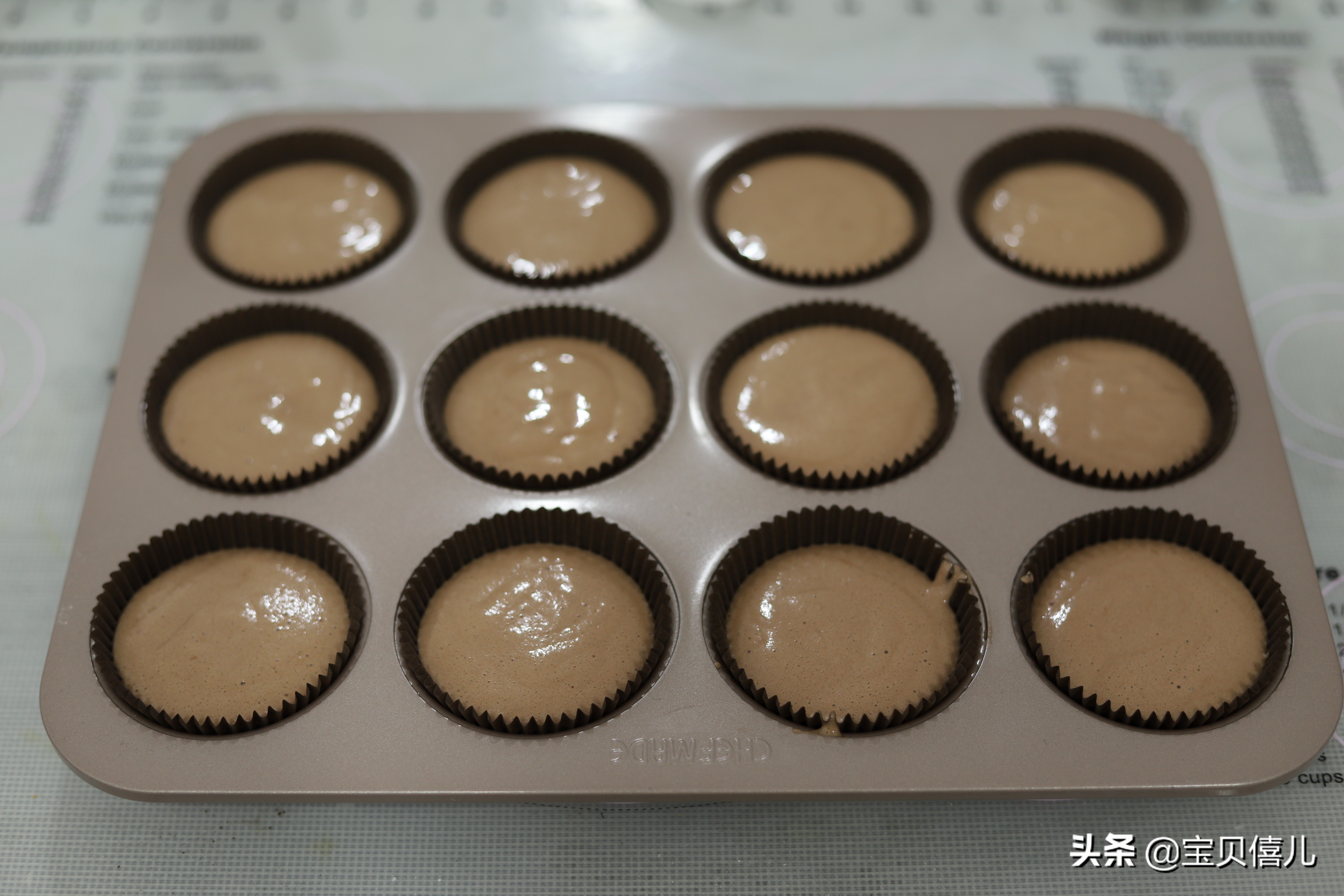 不回缩纸杯蛋糕窍门,不开裂的纸杯蛋糕教程