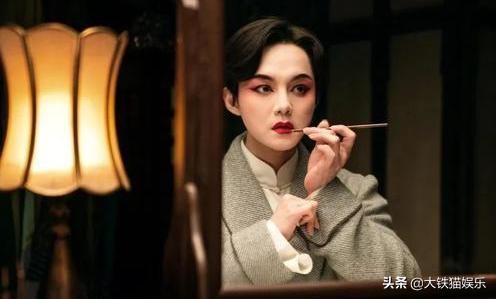 这4位男星的“M唇”太绝了！又妩媚又有脆弱感，真正的亦正亦邪