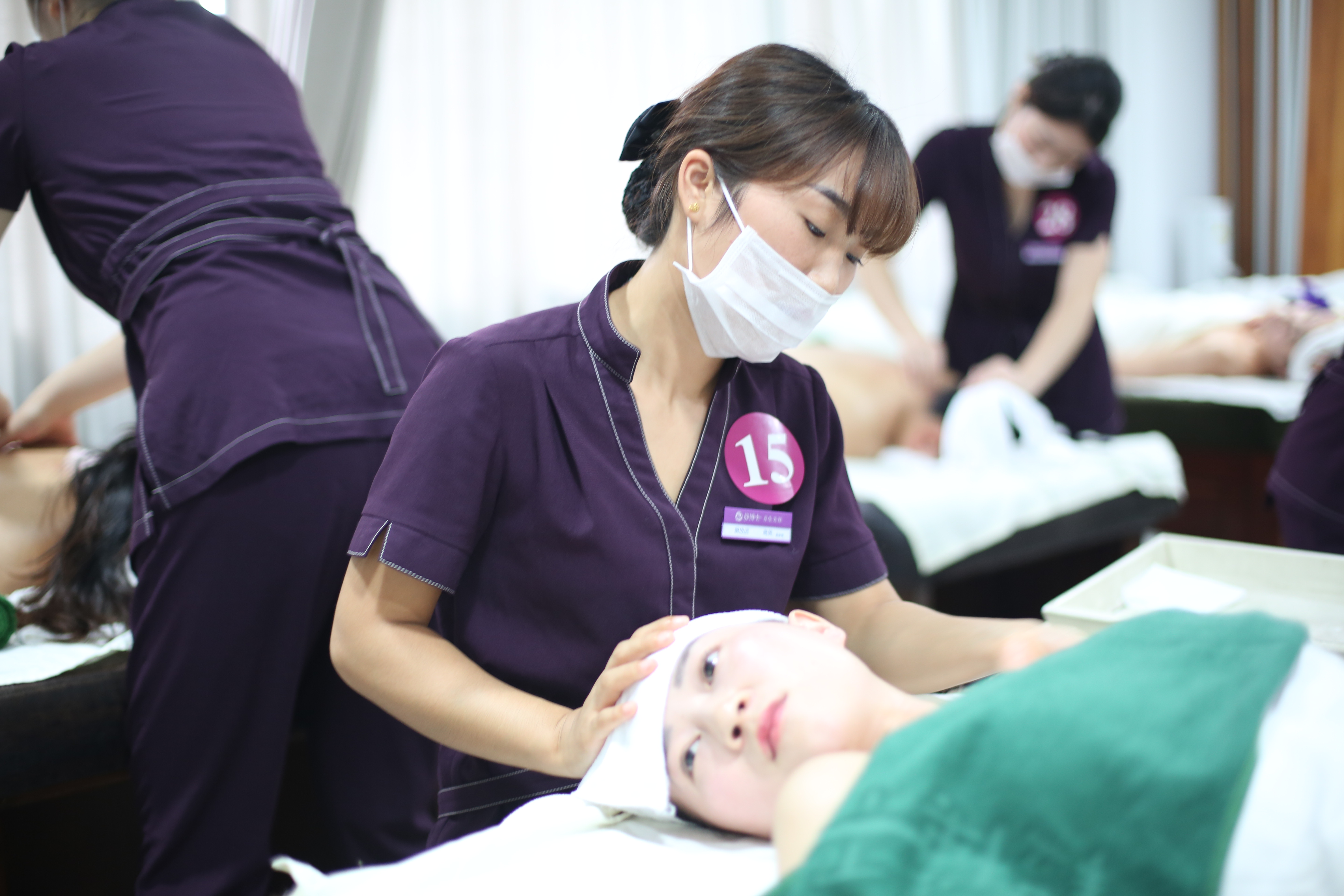 怎么做好自己的美容师呢,高级美容师该做的事