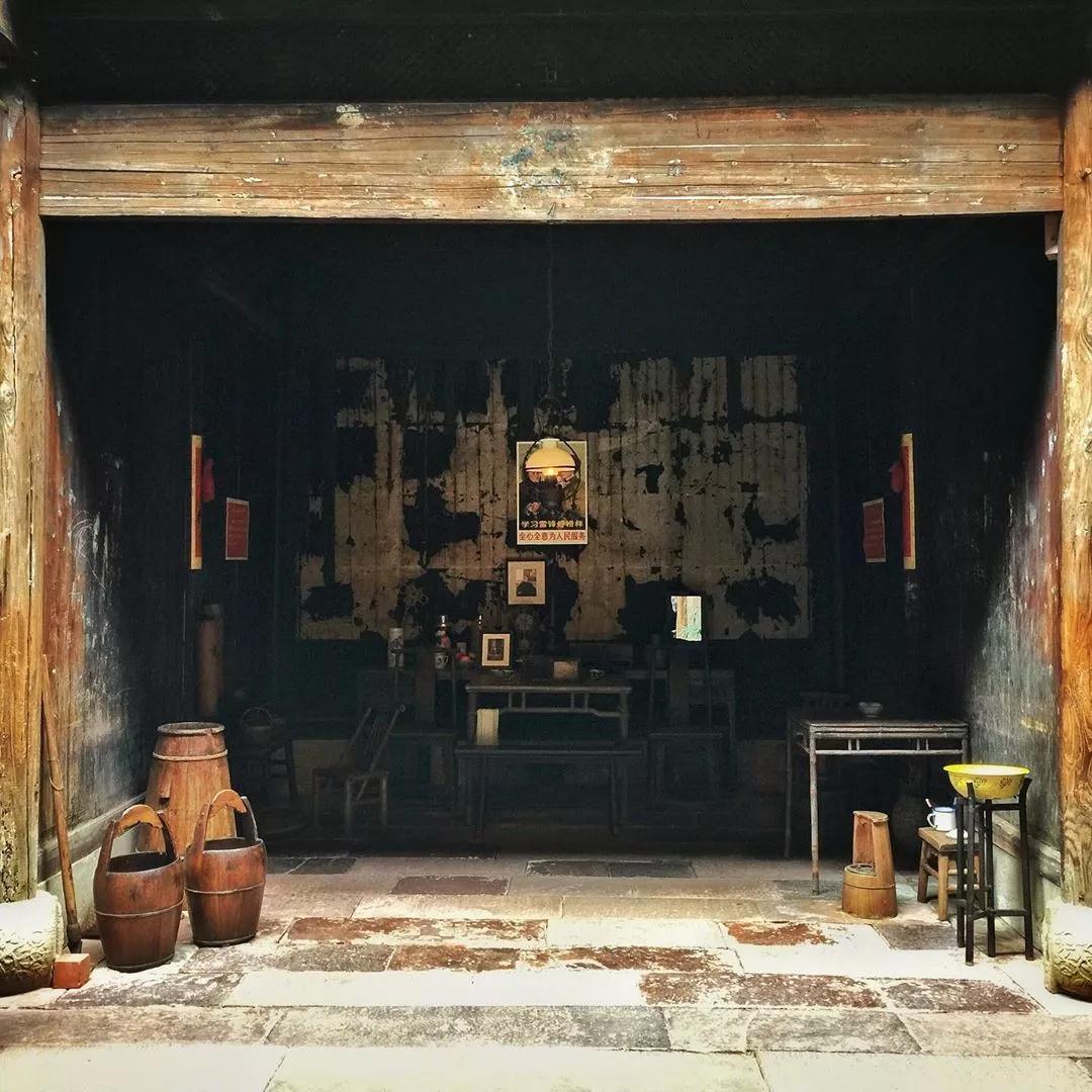 安徽大山废弃的古宅,安徽一座百年废弃的古宅