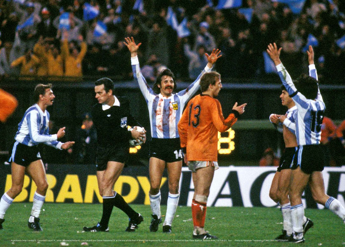 约翰内斯高难度进球,荷兰球波兰球