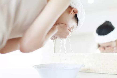 bb霜要怎么用呀视频,bb霜怎么用效果才最好