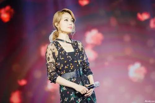 为什么香港富豪们都相信风水大师,香港富豪为什么信风水