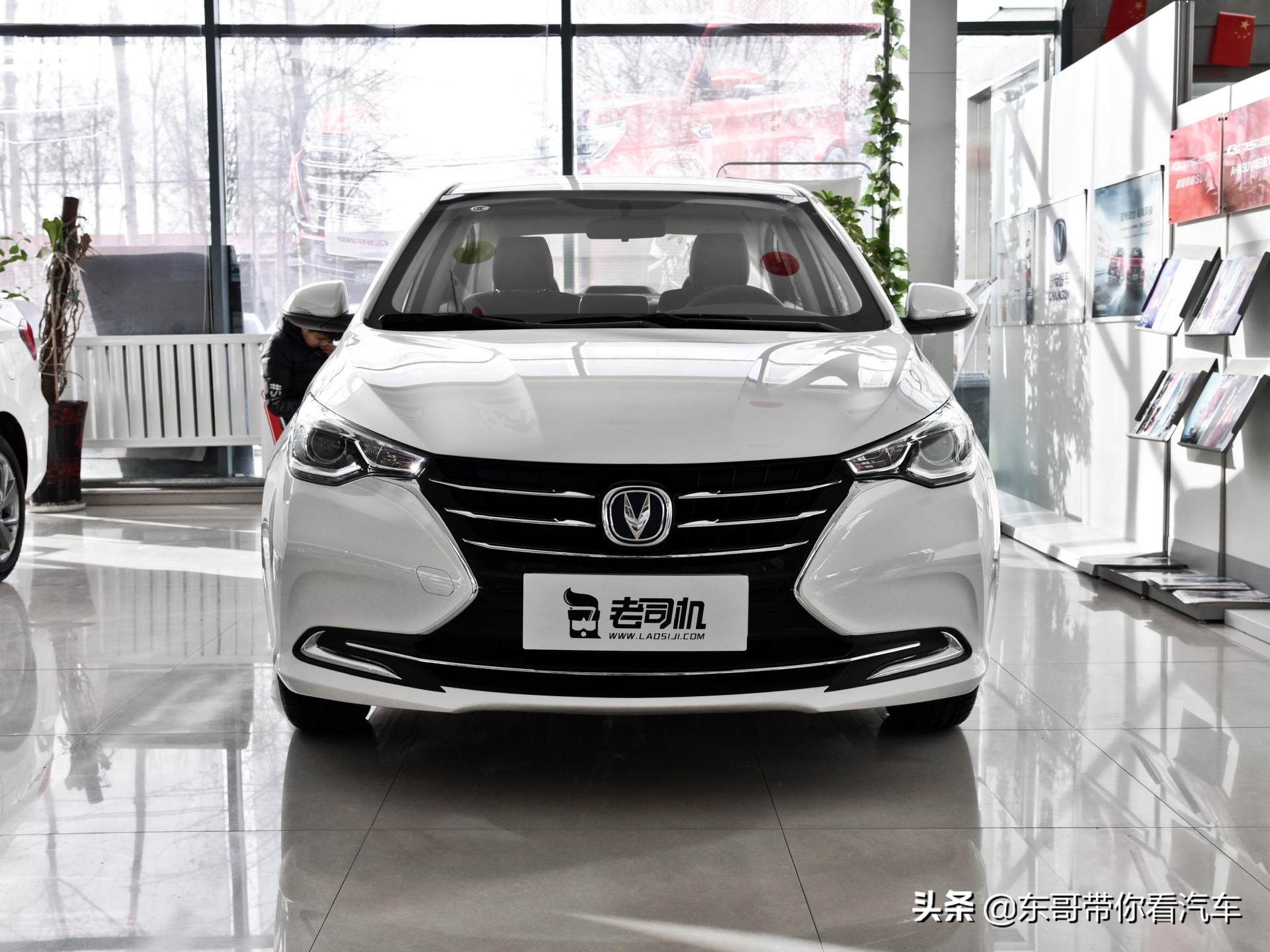 长安悦翔2019款用车体验,省油耐看的家庭代步车