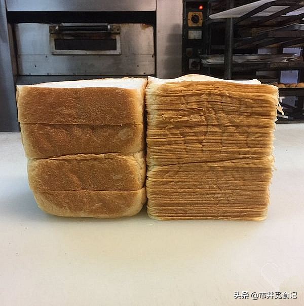 米其林大厨切面包片,米其林大厨表演刀工绝活