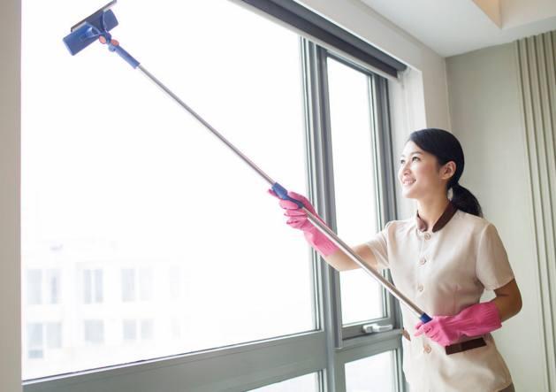 玻璃擦不干净是怎么处理,玻璃清洁妙招不用擦