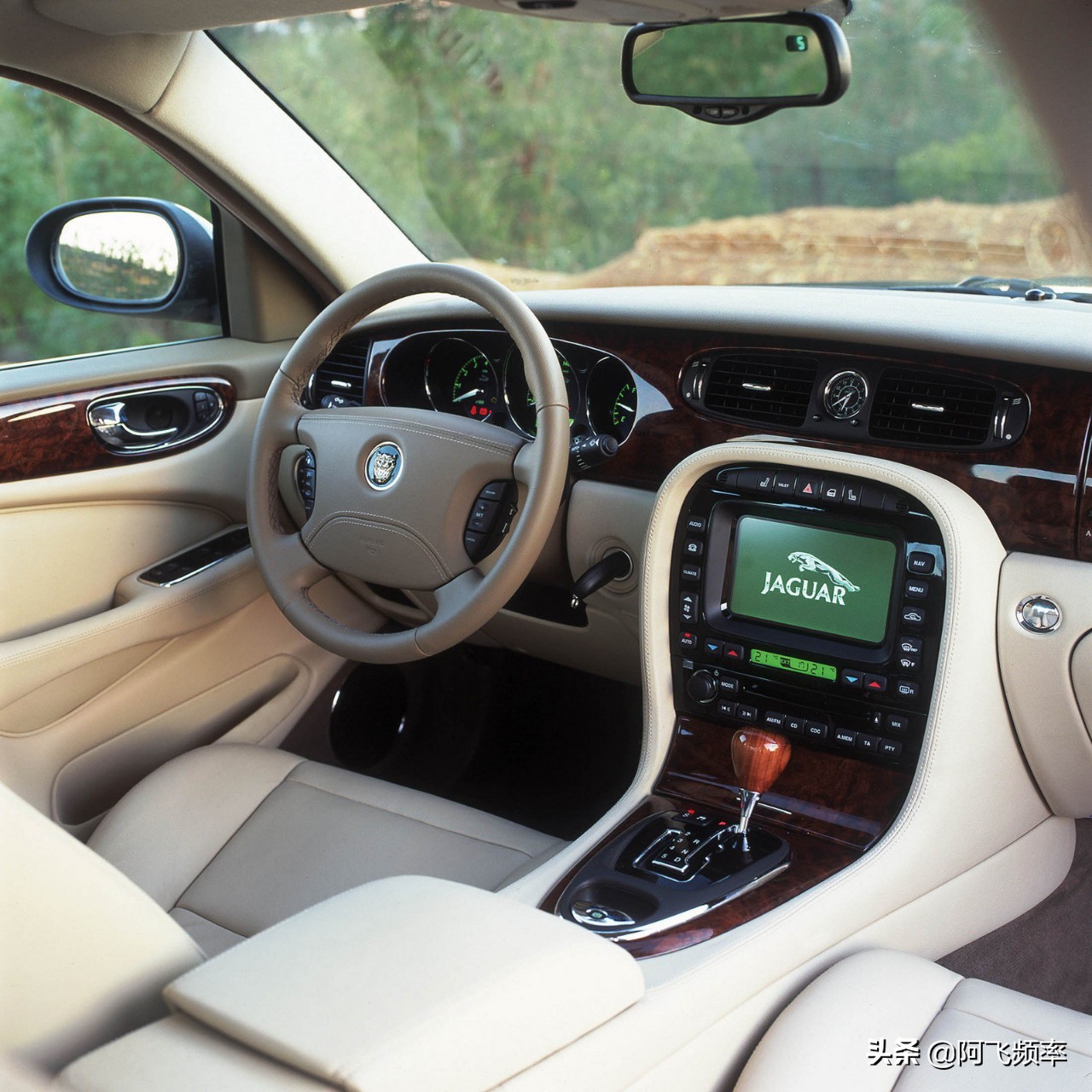 2w美金在美国能买什么二手车,1万美元可以在美国买什么二手车