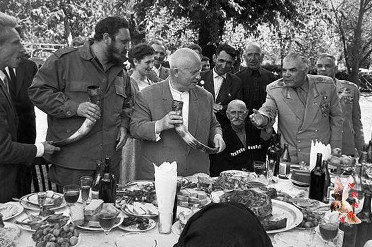 卡斯特罗曝光照片,卡斯特罗拍摄视频