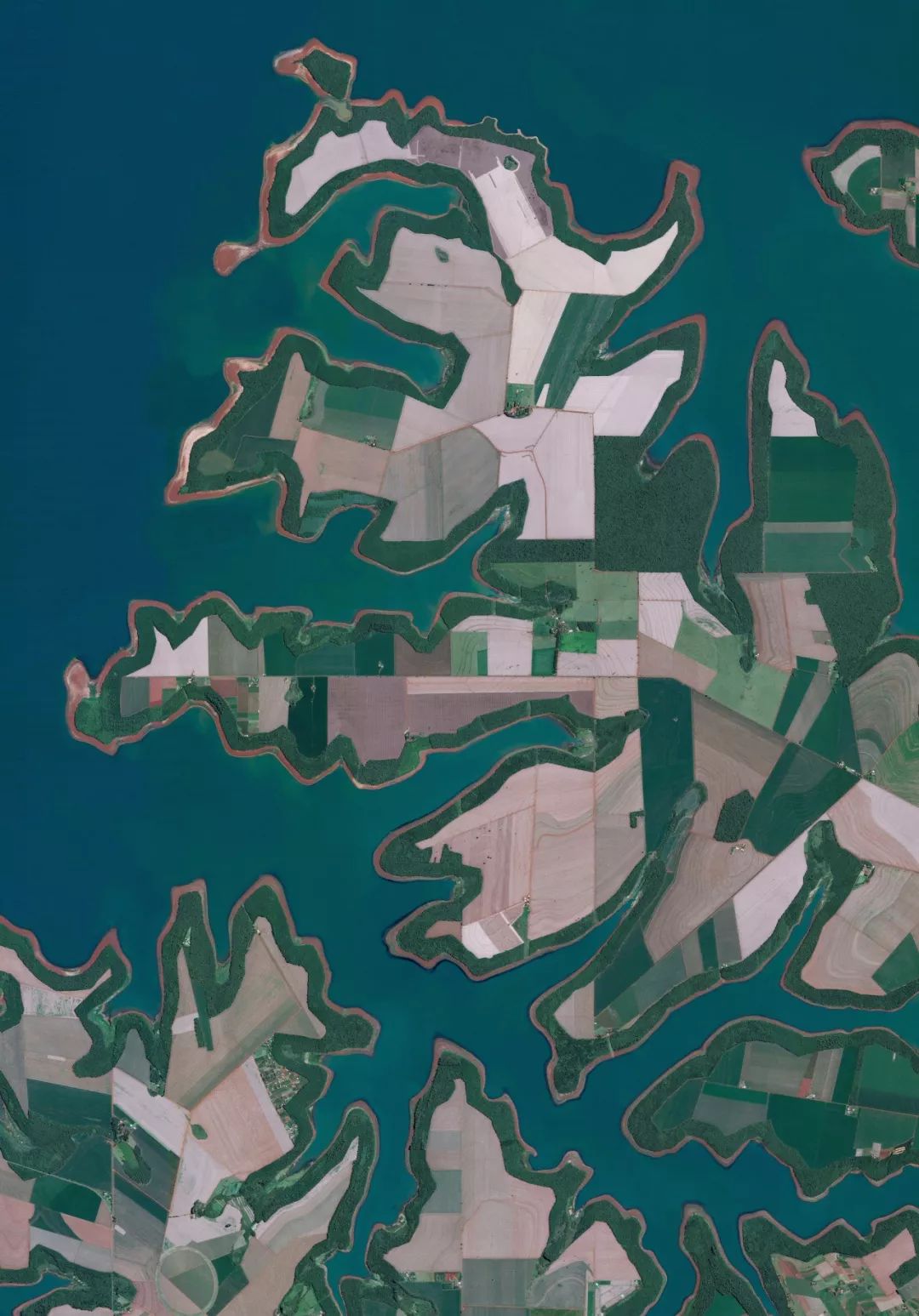 从太空看地球的一年四季真实面貌,上帝视角俯瞰我们的地球是怎样的