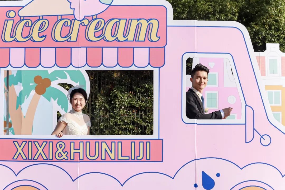 李兰娟致敬院士视频,致敬李兰娟院士的诗朗诵