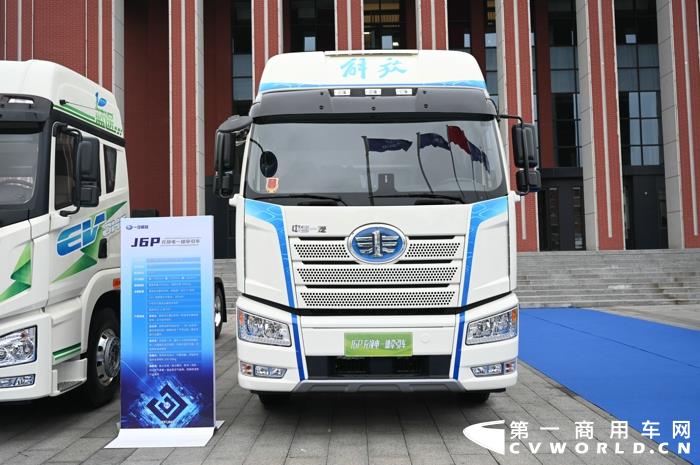 10月重卡销量,红岩重卡大比拼