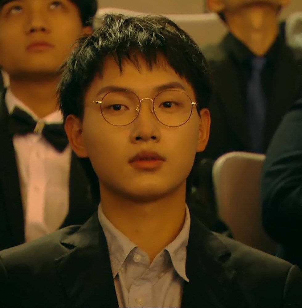 鐏靛効绗竴娆$帺kpl,kpl鐏靛効鍜宖ly