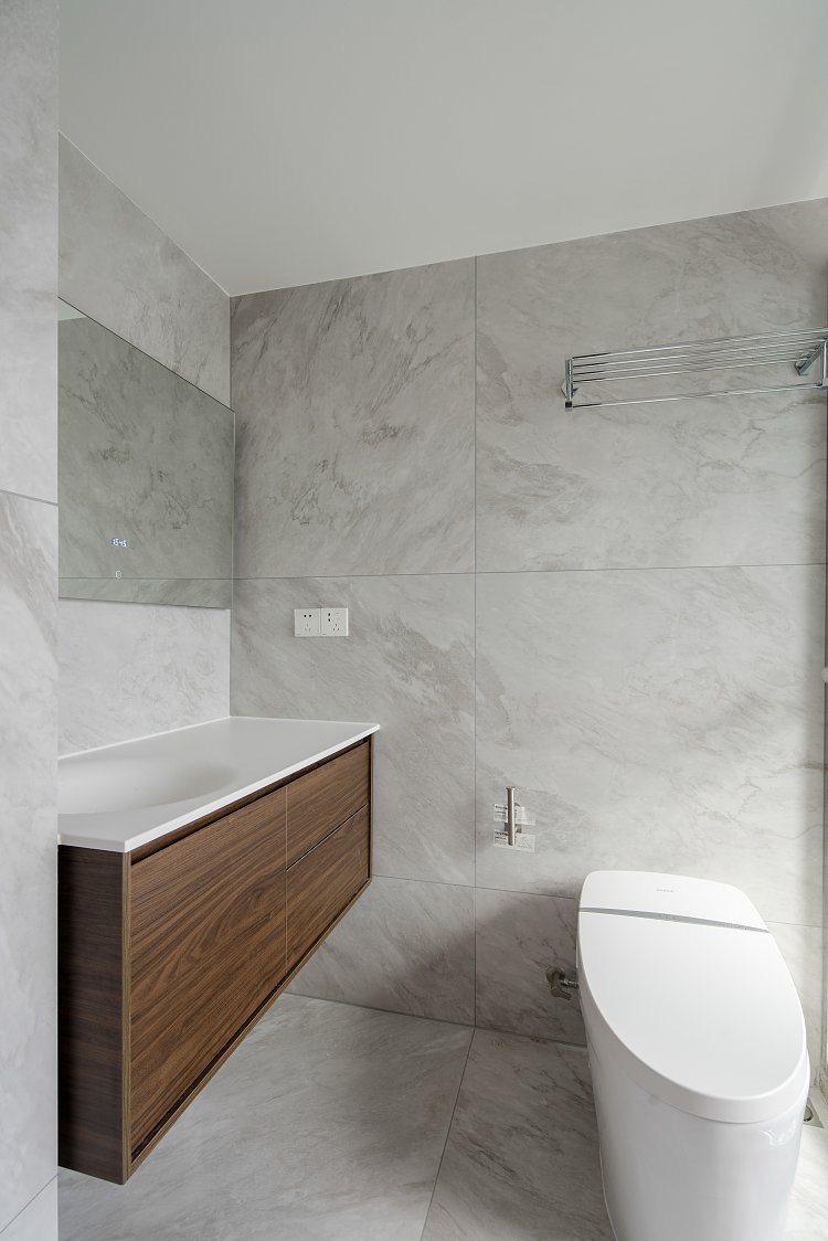 不走寻常路不坐寻常凳,客厅摆放餐桌椅效果图南北通透