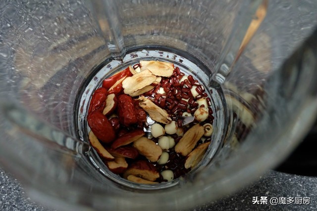 黄豆红豆花生红枣葡萄干豆浆功效,黄豆黑豆红豆花生红枣豆浆的作用