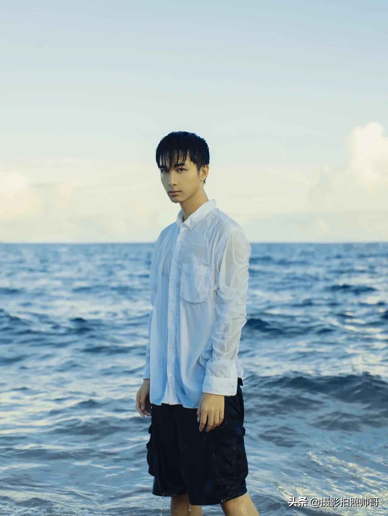 日系写真男作品,蓝色系写真男可爱