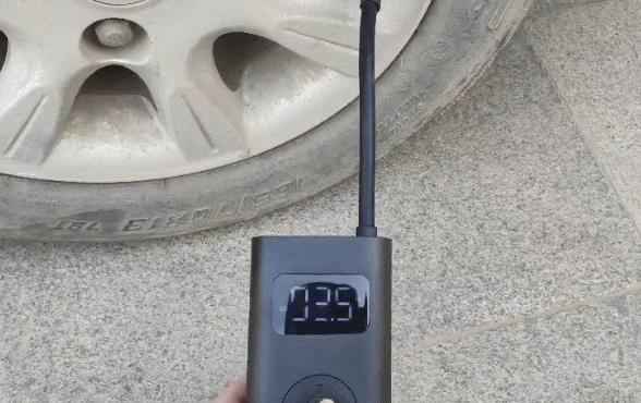 小米充气宝2.4的可以给汽车充气吗,小米最新出的充气宝