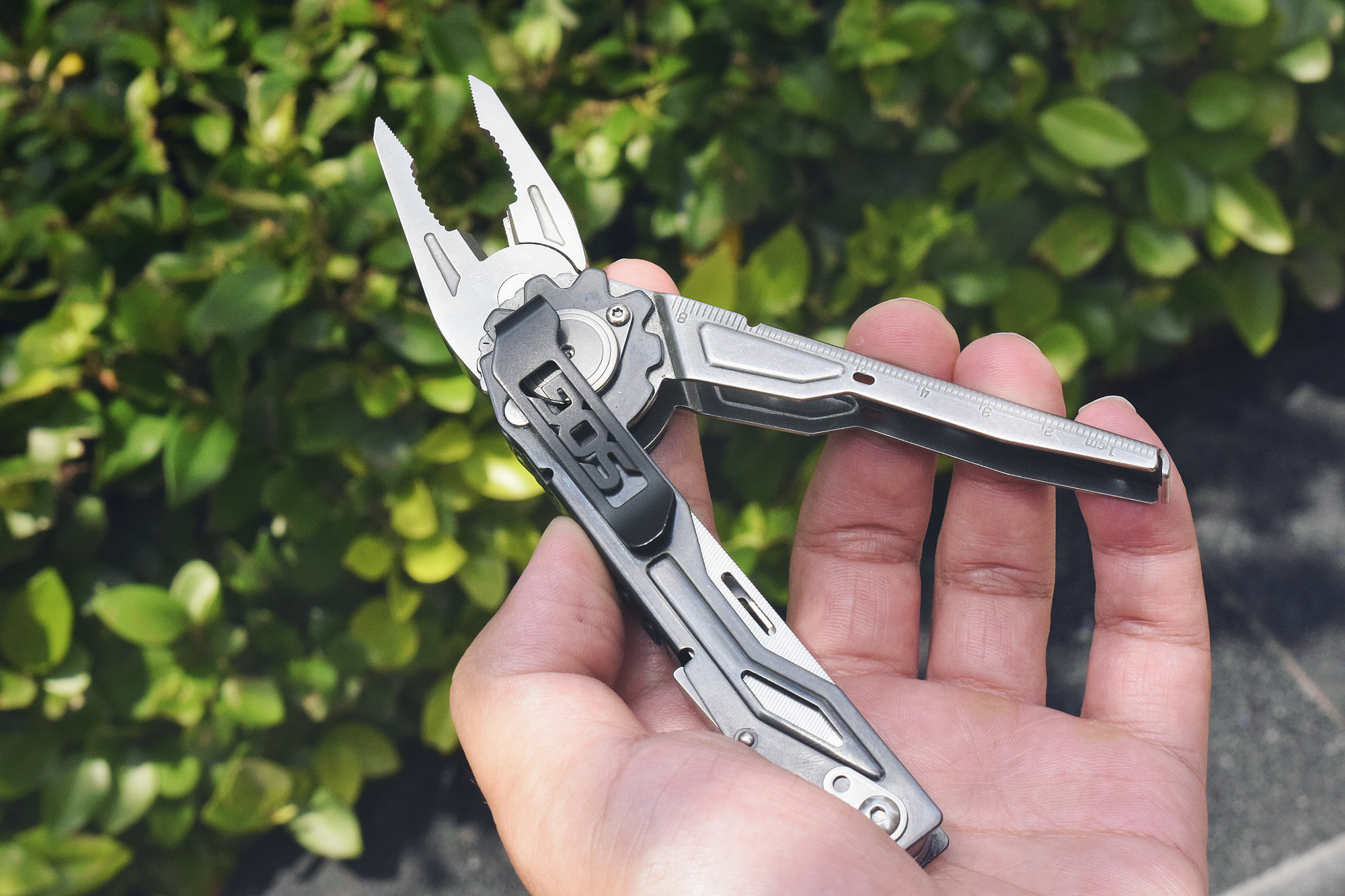 利刃迅猛龙,sog迅猛龙工具钳