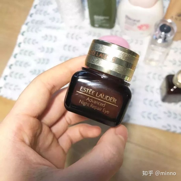 告别痘痕痘疤痘印,*血丝红**,黑眼圈,拥有一张完美素颜脸的看过来