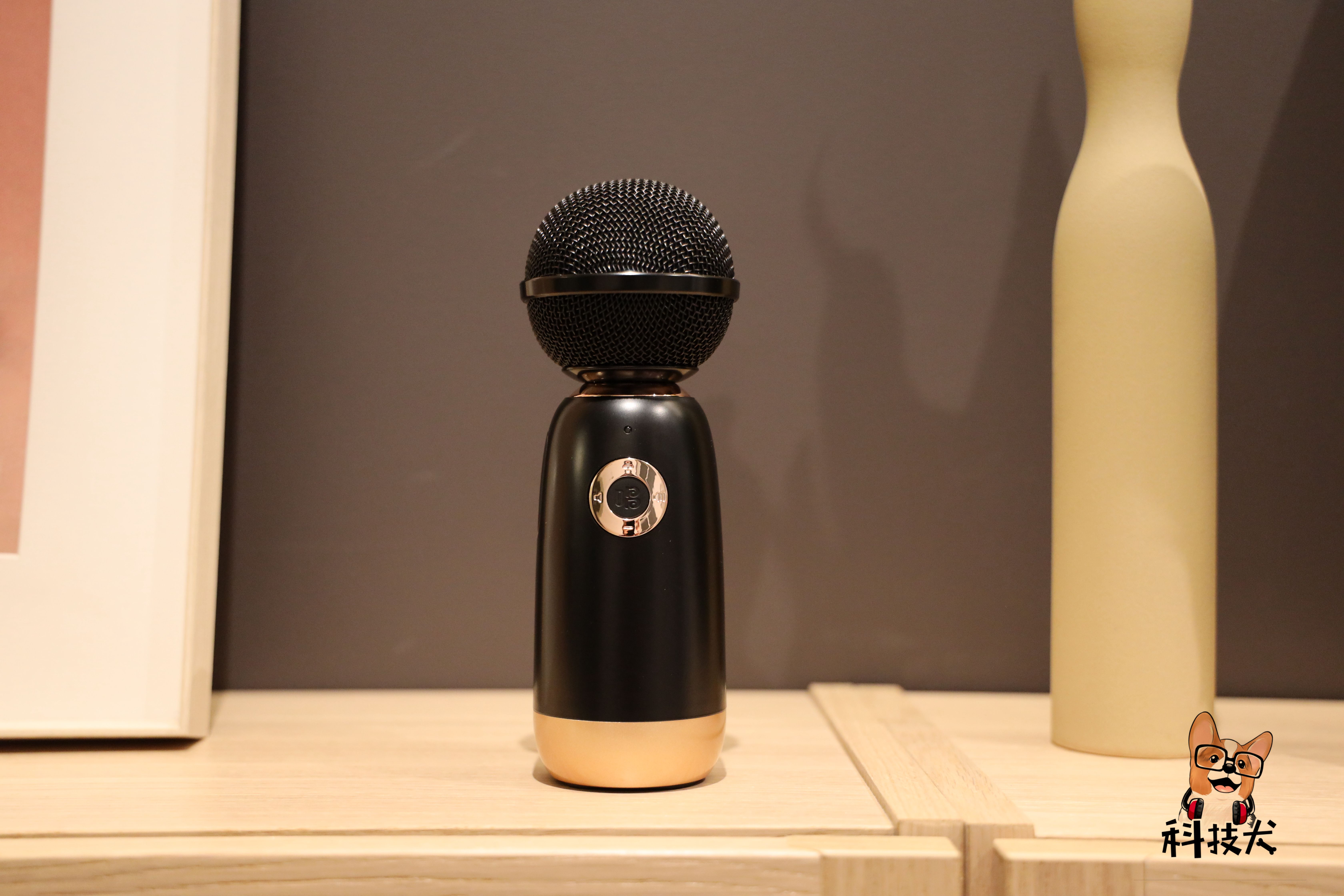 唱吧精灵麦克风q3带声卡吗,唱吧发布新品精灵麦克风q3v1