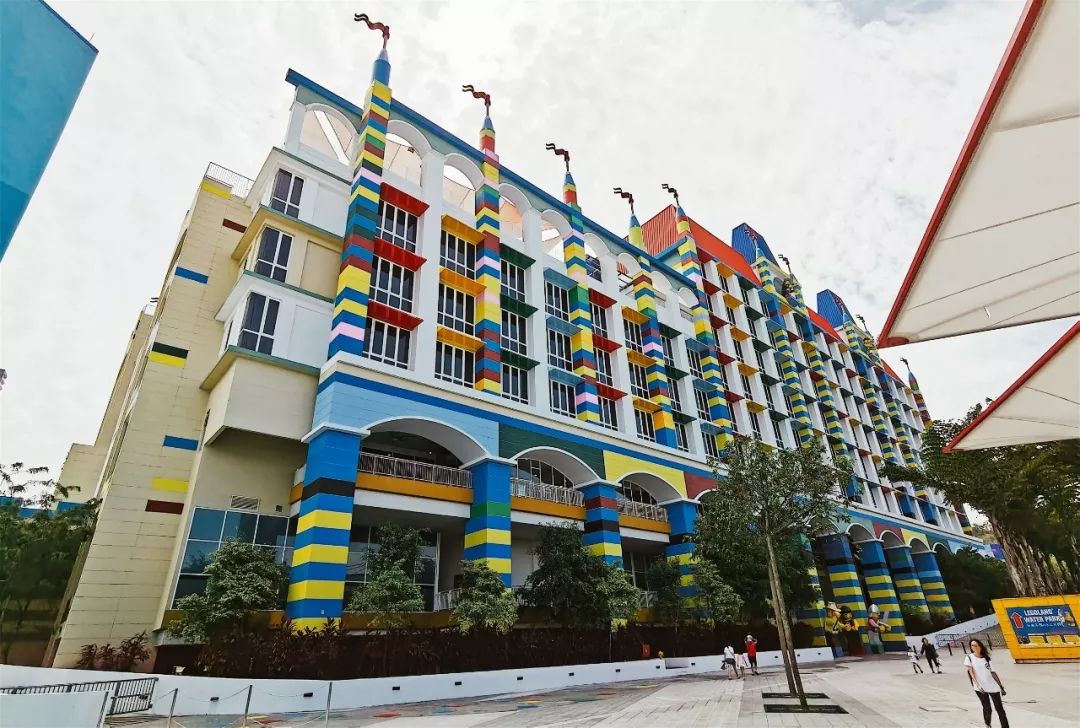 住入乐高世界中，是什么样的体验？梦幻得让你不相信