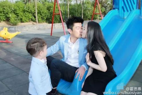 年下男为啥喜欢大龄女,大龄男女的真实感觉