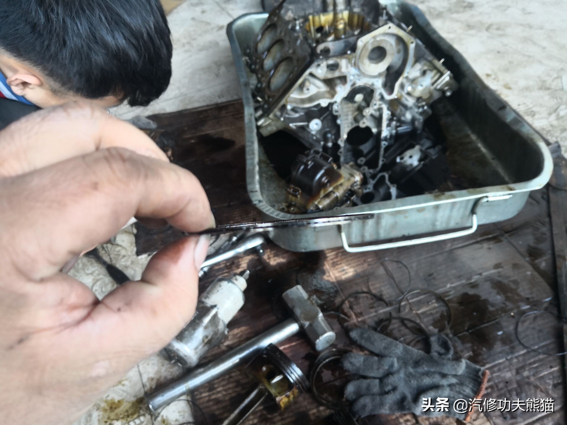 奥迪a6l2.4免拆烧机油处理靠谱吗,奥迪a6l2.4烧机油大修注意事项