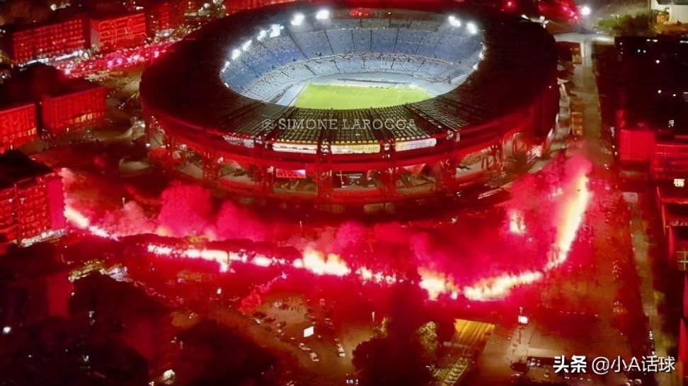 让死敌为其相拥、球队主场为其改名！令世界为其哀悼！这就是球王