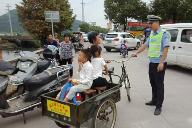 上海接孩子钟点工阿姨在哪找,接送孩子钟点工兼职一般怎么收费
