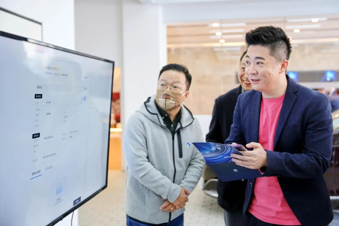 宝马老车去4s店还是去维修店好,宝马4s店修好还是外面修理好