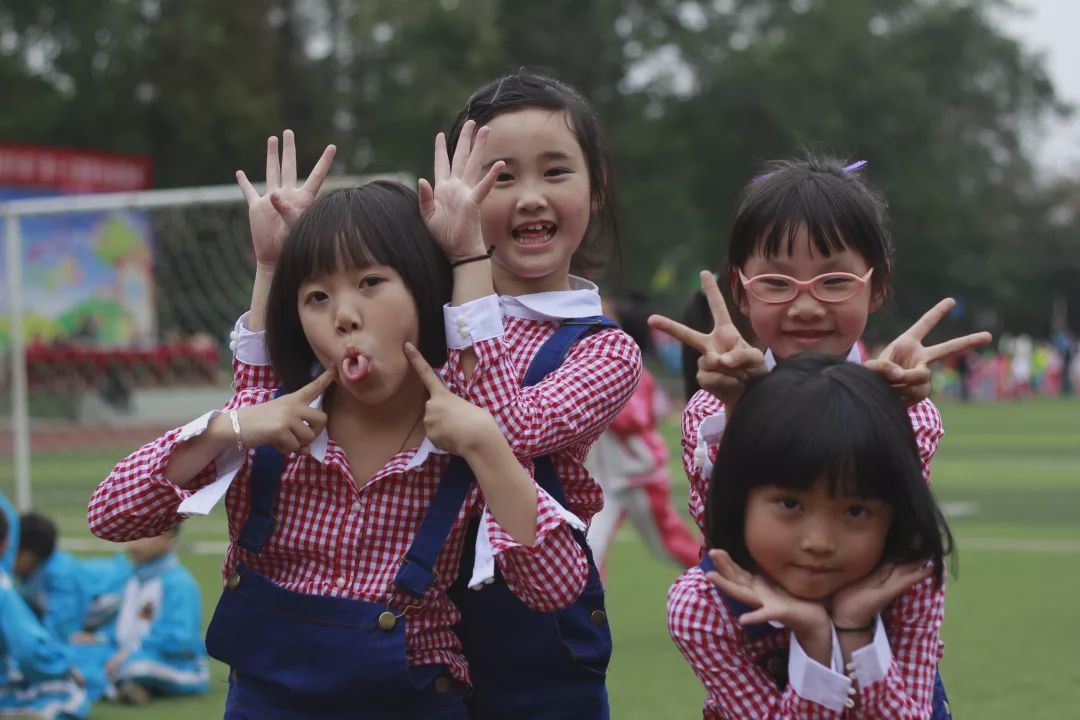 “*底卧**”三原：获奖专业户背后真相