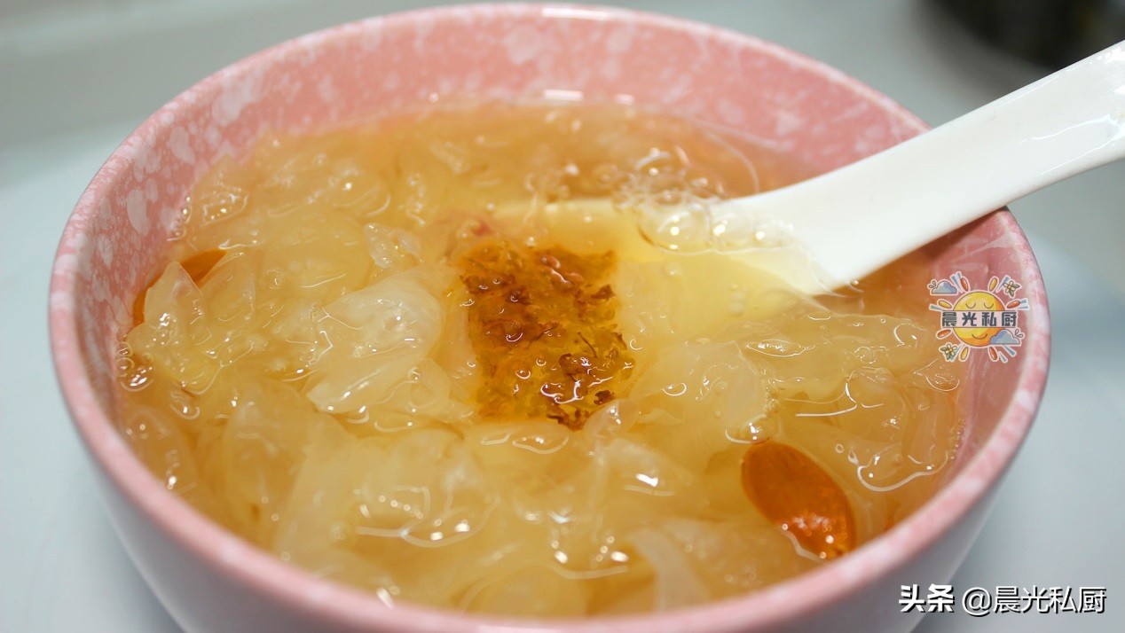 熬银耳羹需要什么样的银耳,煮银耳羹怎么才能让它粘稠