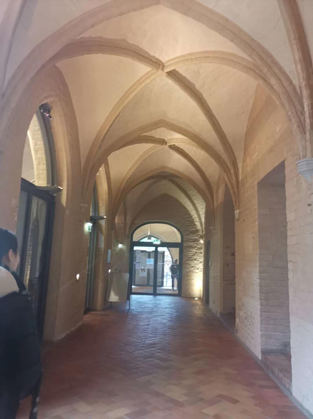 16岁上音女孩考入德国名校柏林艺术大学