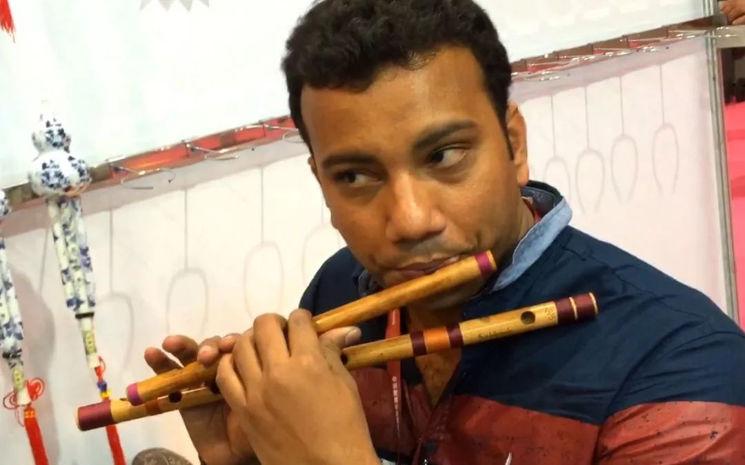 笛子初学者怎么吹竹笛,笛子演奏的基础如何吹响竹笛