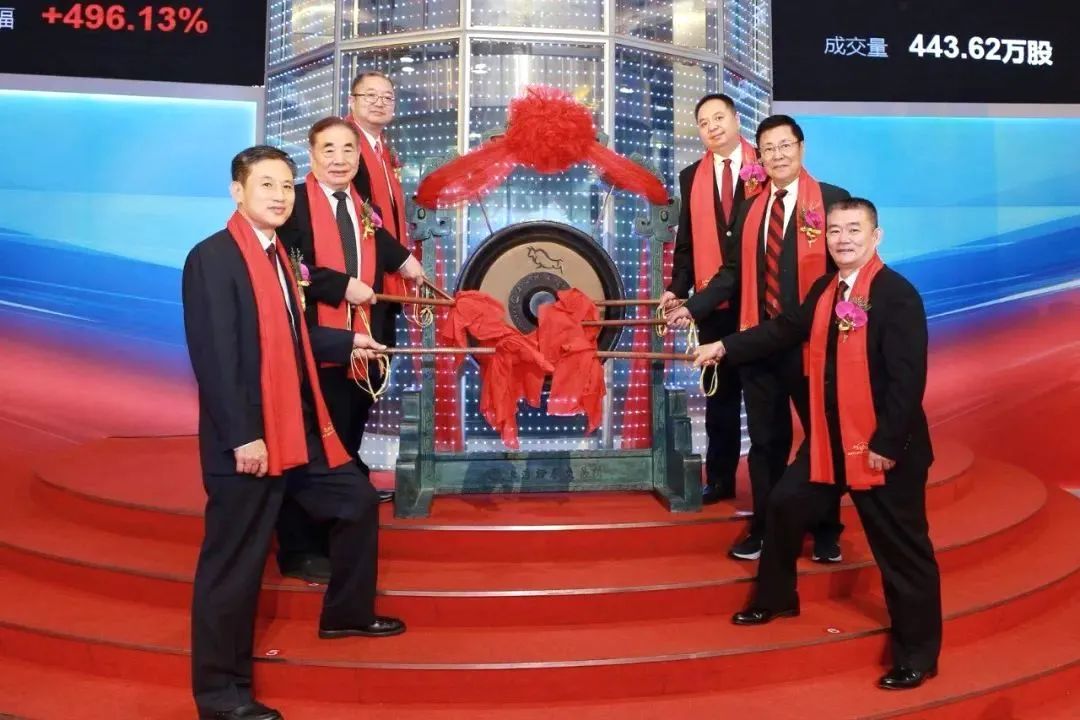 小晶体，大视界这家企业为无数患者带来光明