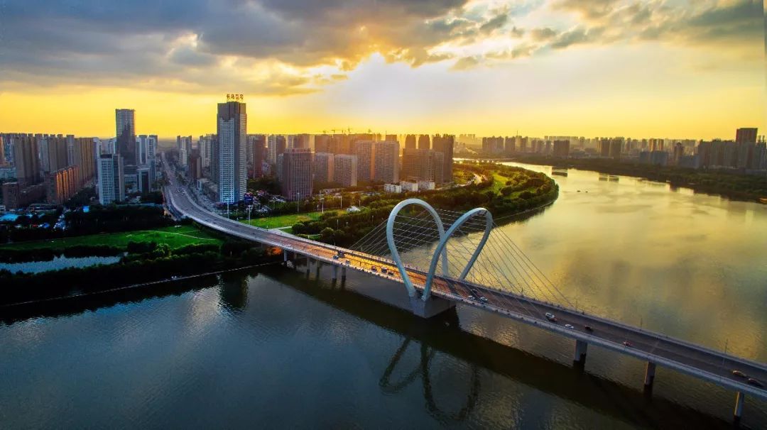 沈阳长白岛原来的样子,沈阳长白岛以前到现在发展