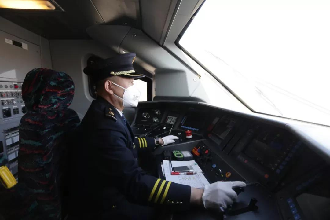 这段时间，铁路人都在忙点啥？