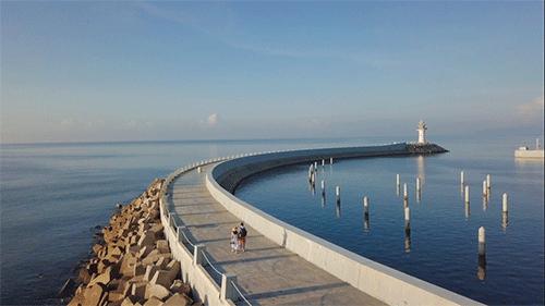 海南月亮湾旅游攻略,海南最美海湾旅游攻略