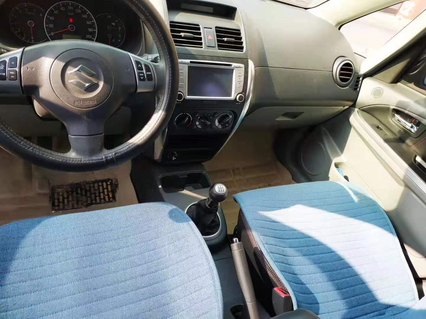 2万能买哪年铃木天语sx4,铃木天语sx4高配和低配区别在哪里