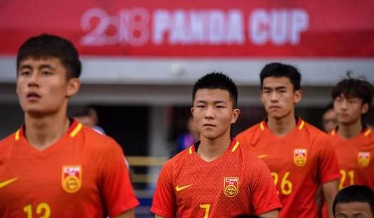 国字号第一！欧洲拉练花费数百万元，01届国青或成耗资最多球队