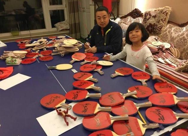 刘国梁家中豪宅曝光,刘国梁家里摆乒乓球台