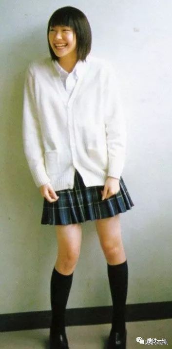 石原里美萝卜腿,石原里美新垣结衣瘦腿