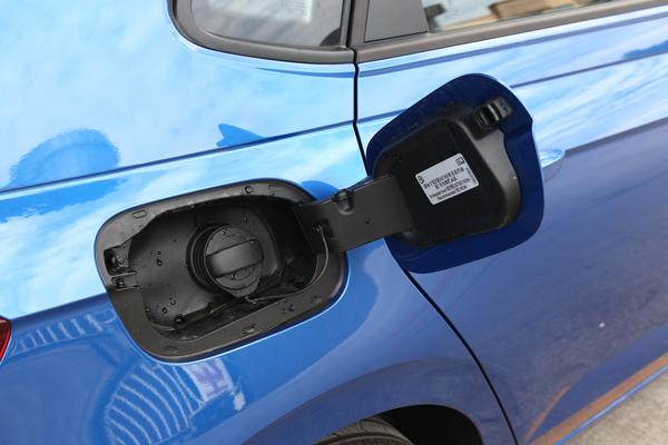 大众polo女生版新车多少钱,大众polo最新款最高配