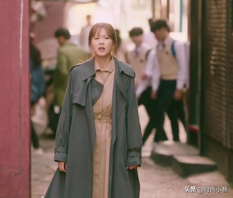 风衣的洋气休闲搭配好看,百搭个性风衣