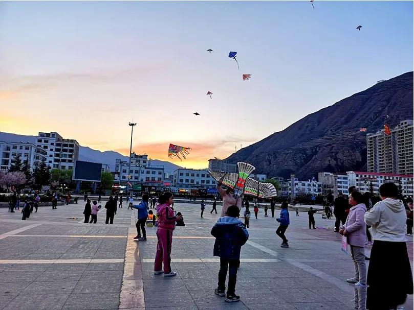 陇南市网红打卡地标,忻州网红打卡新地标