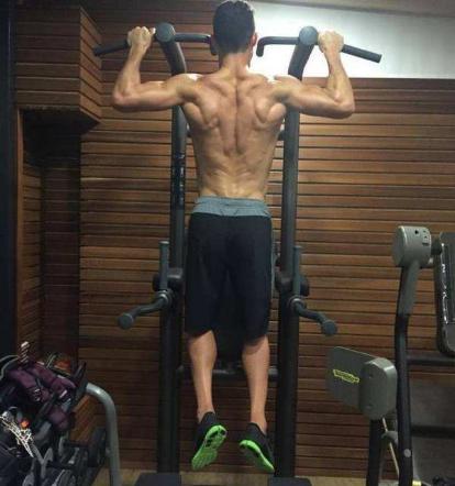 体坛十大变态肌肉,盘点体坛5大神级纪录