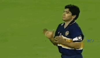 他职业生涯打进过54球，踢出过60米吊射，他是南美最强门将之一