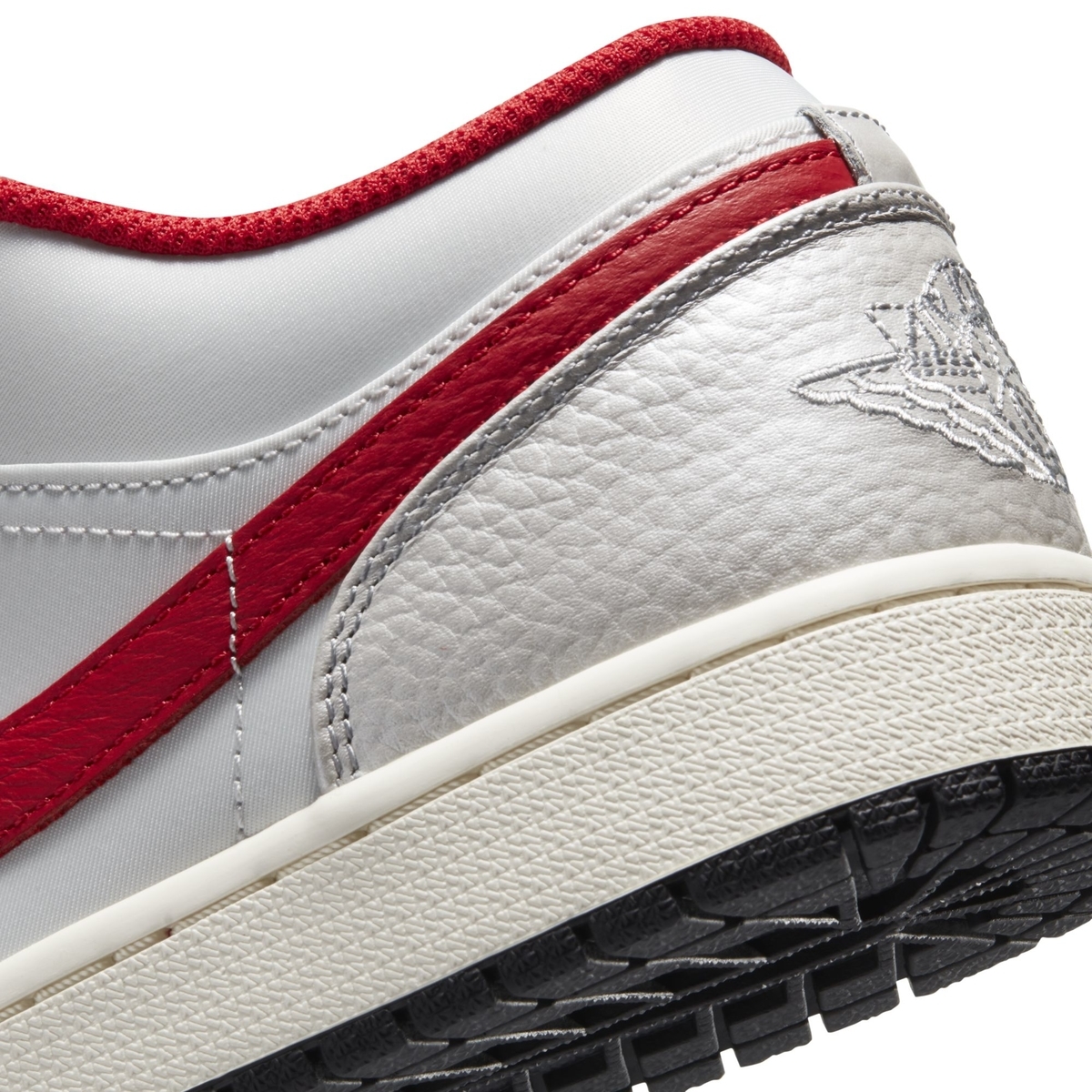 airjordan1lowaj1白红效果,airjordan1lowaj1怎么搭配