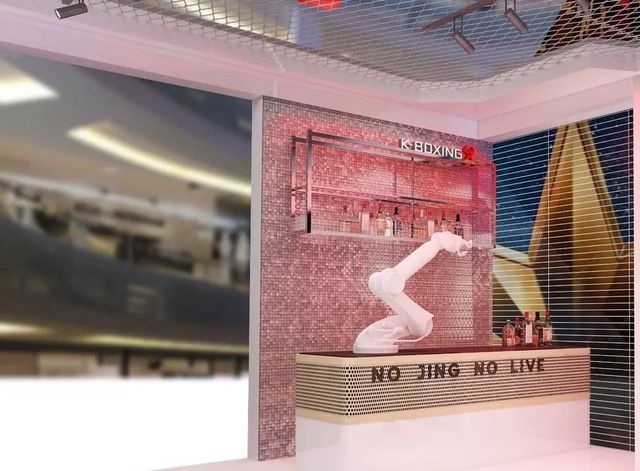 史上最有劲快闪店空降环球港！与漫威英雄合影、机械臂调酒，超酷