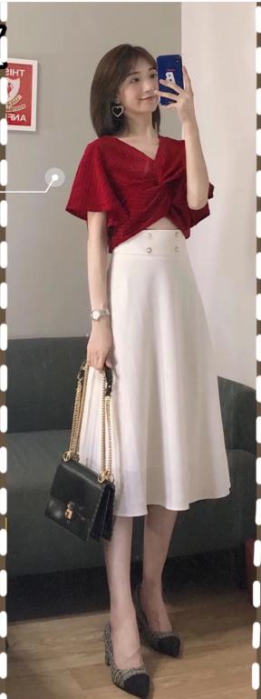 肩宽的女生瘦下来什么样,肩宽的瘦女生