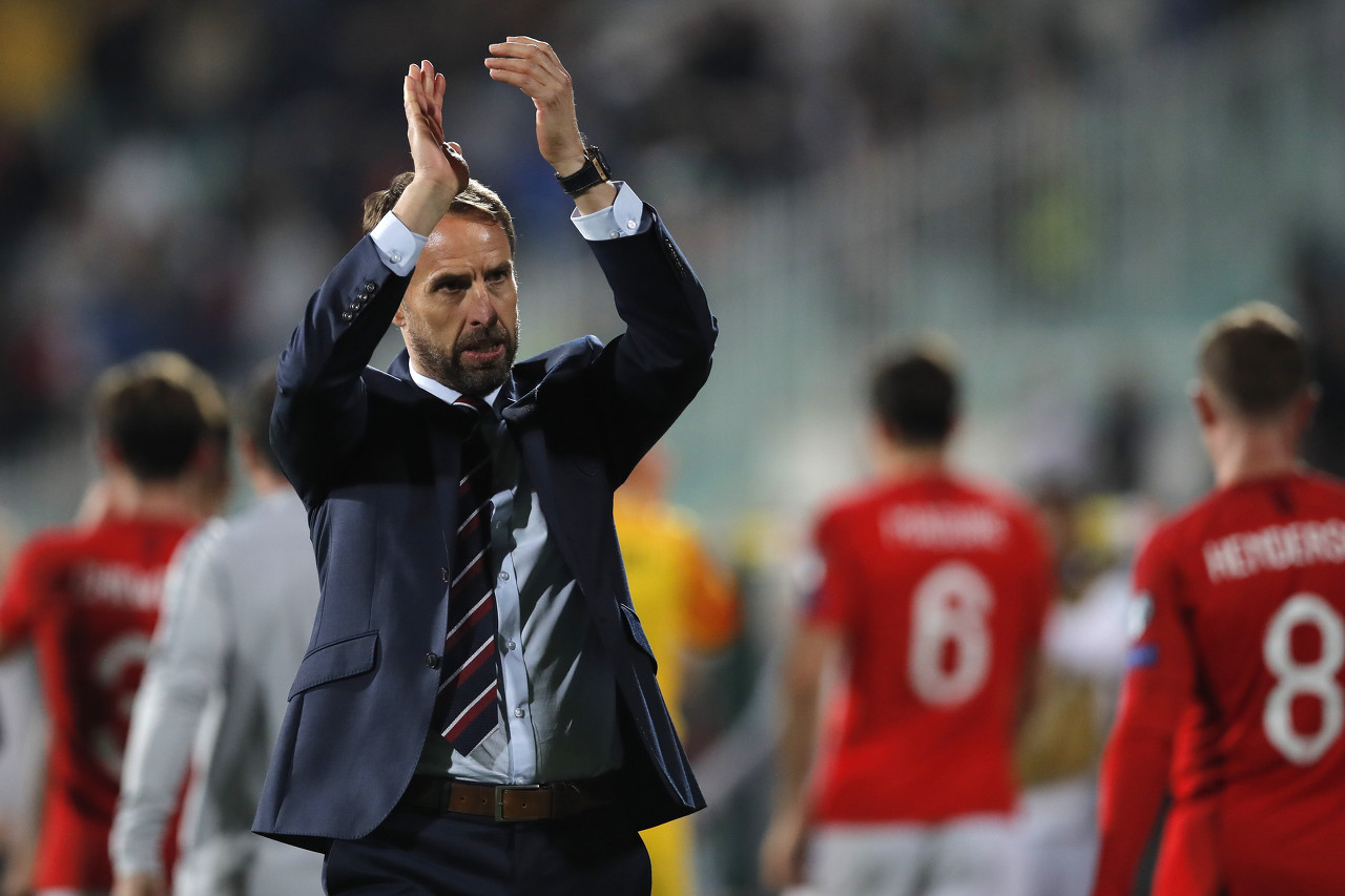 莱因克尔：误判只是足球比赛的一部分，英格兰不能总是“受害者”